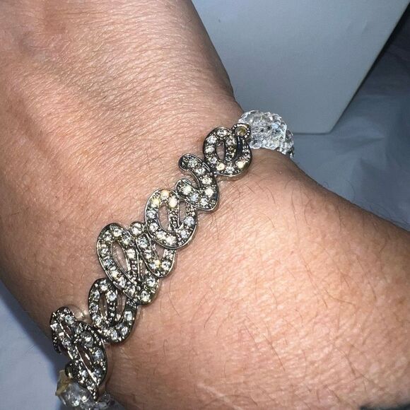 Faceted Bead Crystal “Believe” Stretch Bracelet - Picture 3 of 8